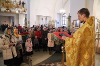 17-Служение епископа Амфилохия в Неделю по Воздвижении