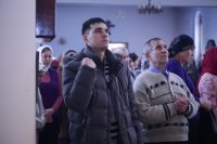 34-В неделю святых праотец Управляющий Усть-Каменогорской епархией совершил Литургию в Андреевском кафедральном соборе