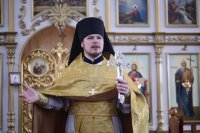 36-В неделю святых праотец Управляющий Усть-Каменогорской епархией совершил Литургию в Андреевском кафедральном соборе