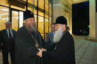 5-Епископ Усть-Каменогорский и Семипалатинский Амфилохий принял участие в приеме, который дал аким Алма-Аты в честь участников торжеств, посвященных 700-летию со дня рождения преподобного Сергия Радонежского