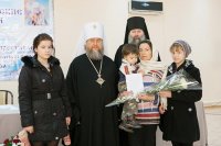 8-«Христианская семья является твёрдым оплотом любого общества». Епископ Усть-Каменогорский и Семипалатинский Амфилохий участвовал в награждении многодетных семей Алма-Атинской епархии