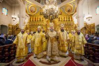 7-Епископ Амфилохий сослужил Главе Православной Церкви Казахстана за воскресной Литургией в Вознесенском соборе Алма-Аты. Завершение XVI Филаретовских образовательных чтений