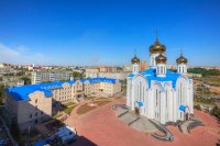 1-Управляющий Усть-Каменогорской и Семипалатинской епархией сослужил Главе Православной Церкви Казахстана за Божественной литургией в Успенском соборе Астаны