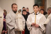 19-Епископ Амфилохий совершил в Андреевском кафедральном соборе Усть-Каменогорска молебное пение на новолетие
