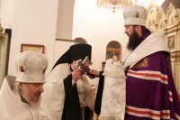 26-Епископ Амфилохий совершил в Андреевском кафедральном соборе Усть-Каменогорска молебное пение на новолетие