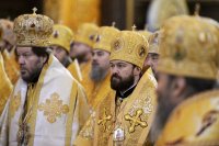 3-В шестую годовщину интронизации Святейшего Патриарха Кирилла епископ Амфилохий принял участие в Божественной литургии в Храме Христа Спасителя в Москве