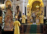 18-В шестую годовщину интронизации Святейшего Патриарха Кирилла епископ Амфилохий принял участие в Божественной литургии в Храме Христа Спасителя в Москве