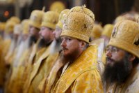 22-В шестую годовщину интронизации Святейшего Патриарха Кирилла епископ Амфилохий принял участие в Божественной литургии в Храме Христа Спасителя в Москве