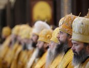 23-В шестую годовщину интронизации Святейшего Патриарха Кирилла епископ Амфилохий принял участие в Божественной литургии в Храме Христа Спасителя в Москве