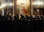 33-В шестую годовщину интронизации Святейшего Патриарха Кирилла епископ Амфилохий принял участие в Божественной литургии в Храме Христа Спасителя в Москве