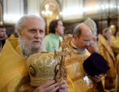 34-В шестую годовщину интронизации Святейшего Патриарха Кирилла епископ Амфилохий принял участие в Божественной литургии в Храме Христа Спасителя в Москве