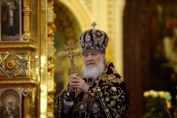 36-В шестую годовщину интронизации Святейшего Патриарха Кирилла епископ Амфилохий принял участие в Божественной литургии в Храме Христа Спасителя в Москве