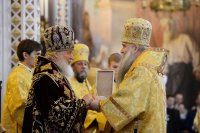 44-В шестую годовщину интронизации Святейшего Патриарха Кирилла епископ Амфилохий принял участие в Божественной литургии в Храме Христа Спасителя в Москве