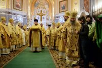 65-В шестую годовщину интронизации Святейшего Патриарха Кирилла епископ Амфилохий принял участие в Божественной литургии в Храме Христа Спасителя в Москве
