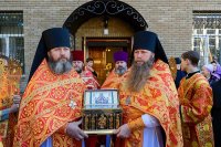 2-День памяти небесных покровительниц города Алма-Аты - мучениц Веры, Надежды, Любови и матери их Софии. Епископ Амфилохий принял участие в торжествах по случаю сорокалетия церковного служения митрополита Астанайского и Казахстанского Александра