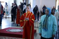 4-В канун недели о расслабленном Епископ Амфилохий совершил всенощное бдение в Андреевском кафедральном соборе Усть-Каменогорска