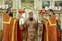 28-В неделю «о расслабленном» Преосвященный епископ Амфилохий совершил Литургию в Андреевском кафедральном соборе Усть-Каменогорска