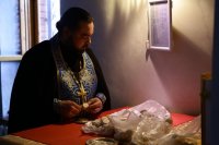 3-В канун праздника Введения во храм Пресвятой Богородицы Епископ Амфилохий совершил всенощное бдение в кафедральном соборном храме Андрея Первозванного