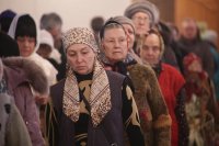 10-В Неделю святых отец и день памяти великомученицы Анастасии Узорешительницы Преосвященный епископ Амфилохий совершил Божественную литургию в Андреевском соборе Усть-Каменогорска
