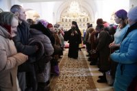 34-В Неделю святых отец и день памяти великомученицы Анастасии Узорешительницы Преосвященный епископ Амфилохий совершил Божественную литургию в Андреевском соборе Усть-Каменогорска
