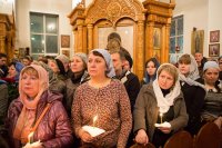 21-Епископ Амфилохий принял участие во встрече всероссийской православной святыни – чудотворной Феодоровской иконы Божией Матери в Алма-Ате