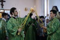 4-Епископ Амфилохий совершил всенощное бдение в канун праздника Входа Господня в Иерусалим