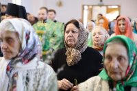 9-Епископ Амфилохий совершил всенощное бдение в канун праздника Входа Господня в Иерусалим