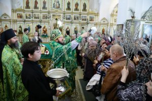 В Усть-Каменогорске молитвенно отметили праздник Входа Господня в Иерусалим