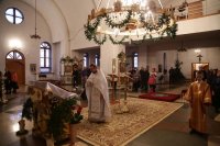 6-В Рождественский сочельник епископ Усть-Каменогорский и Семипалатинский Амфилохий совершил Литургию святителя Василия Великого в главном храме столицы Рудного Алтая