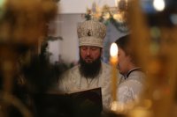 17-В Рождественский сочельник епископ Усть-Каменогорский и Семипалатинский Амфилохий совершил Литургию святителя Василия Великого в главном храме столицы Рудного Алтая