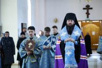 8-В канун праздника Благовещения Управляющий Усть-Каменогорской епархией возглавил всенощное бдение в главном храме Восточно-Казахстанской области – Андреевском соборе