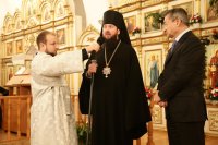 8-В праздник Рождества Христова Аким Восточно-Казахстанской области посетил Андреевский кафедральный собор Усть-Каменогорска