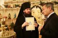 12-В праздник Рождества Христова Аким Восточно-Казахстанской области посетил Андреевский кафедральный собор Усть-Каменогорска