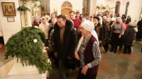 16-В праздник Рождества Христова епископ Амфилохий совершил великую вечерню в Андреевском соборе столицы Рудного Алтая