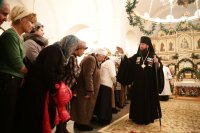 23-В праздник Рождества Христова епископ Амфилохий совершил великую вечерню в Андреевском соборе столицы Рудного Алтая