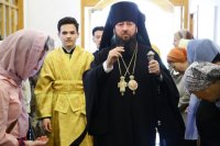 5-В день Всех святых Епископ Амфилохий совершил в Андреевском кафедральном соборе Божественную литургию