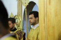 17-В день Всех святых Епископ Амфилохий совершил в Андреевском кафедральном соборе Божественную литургию