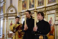 2-В праздник Собора новомучеников и исповедников Церкви Русской епископ Амфилохий совершил Литургию в Андреевском соборе в Усть-Каменогорске