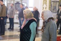 4-В праздник Собора новомучеников и исповедников Церкви Русской епископ Амфилохий совершил Литургию в Андреевском соборе в Усть-Каменогорске