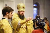 7-В праздник Собора новомучеников и исповедников Церкви Русской епископ Амфилохий совершил Литургию в Андреевском соборе в Усть-Каменогорске