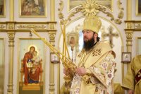 15-В праздник Собора новомучеников и исповедников Церкви Русской епископ Амфилохий совершил Литургию в Андреевском соборе в Усть-Каменогорске