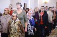 40-В праздник Собора новомучеников и исповедников Церкви Русской епископ Амфилохий совершил Литургию в Андреевском соборе в Усть-Каменогорске