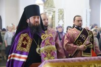 4-В неделю 2-ю Великого поста епископ Амфилохий совершил Литургию в Андреевском соборе Усть-Каменогорска