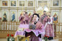 8-В неделю 2-ю Великого поста епископ Амфилохий совершил Литургию в Андреевском соборе Усть-Каменогорска