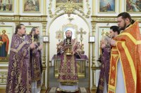 17-В неделю 2-ю Великого поста епископ Амфилохий совершил Литургию в Андреевском соборе Усть-Каменогорска