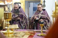 20-В неделю 2-ю Великого поста епископ Амфилохий совершил Литургию в Андреевском соборе Усть-Каменогорска