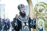 9-В Великую среду епископ Амфилохий совершил последнюю в нынешнем году Литургию Преждеосвященных Даров