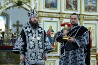 12-В Великую среду епископ Амфилохий совершил последнюю в нынешнем году Литургию Преждеосвященных Даров