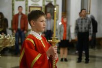 6-В день Победы епископ Амфилохий совершил ночную Литургию и поминовение павших  в Андреевском соборе Усть-Каменогорска
