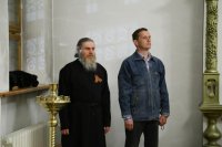 13-В день Победы епископ Амфилохий совершил ночную Литургию и поминовение павших  в Андреевском соборе Усть-Каменогорска